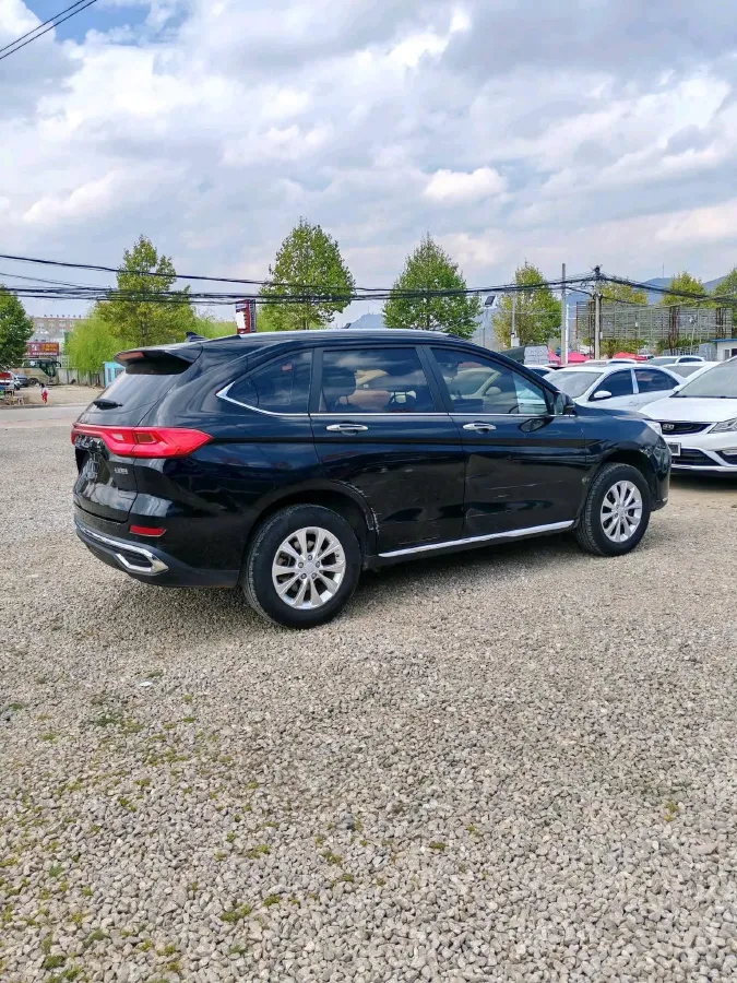 2021 Haval M6 1.5T 150HP L4 6MT,autocango,china used car exporter,china ev exporter,chinese used car exporter,chinese used ev exporter