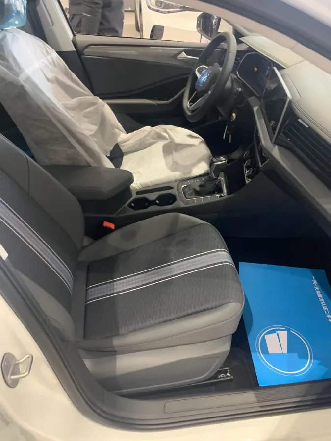 2026 Volkswagen Sagitar 1.5T 160HP L4 7DCT,autocango,china used car exporter,china ev exporter,chinese used car exporter,chinese used ev exporter