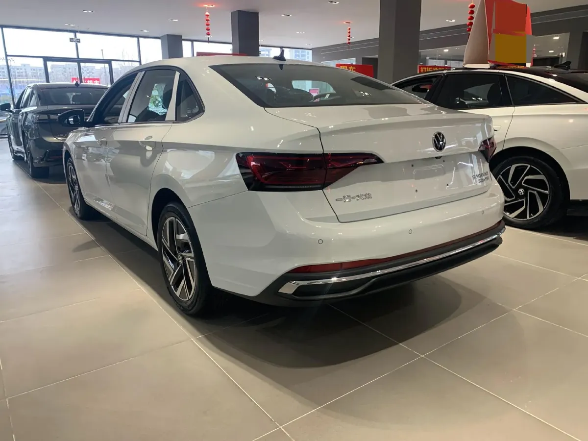 2026 Volkswagen Sagitar 1.5T 160HP L4 7DCT,autocango,china used car exporter,china ev exporter,chinese used car exporter,chinese used ev exporter