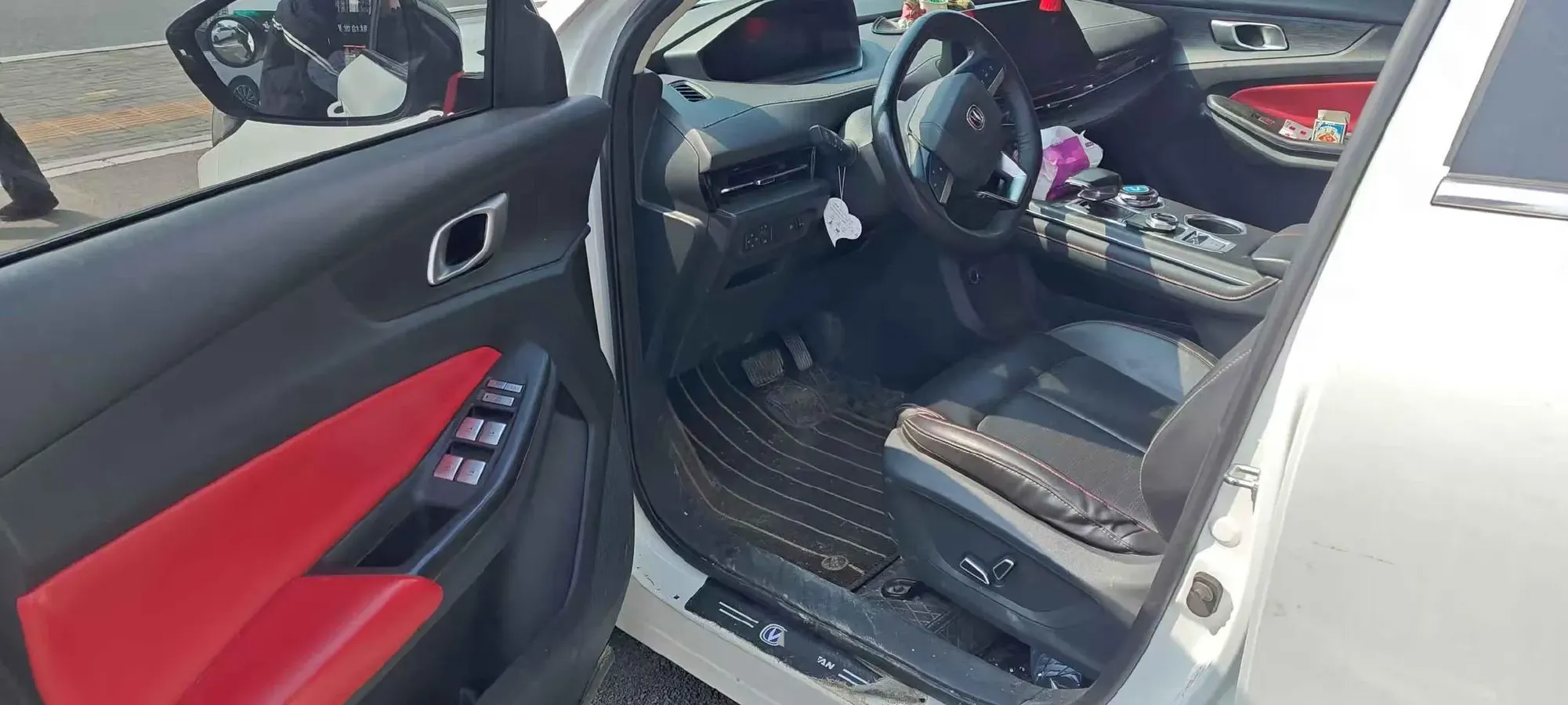 2022 ChangAn Oshan X7 Plus 1.5T 188HP L4 7DCT,autocango,china used car exporter,china ev exporter,chinese used car exporter,chinese used ev exporter