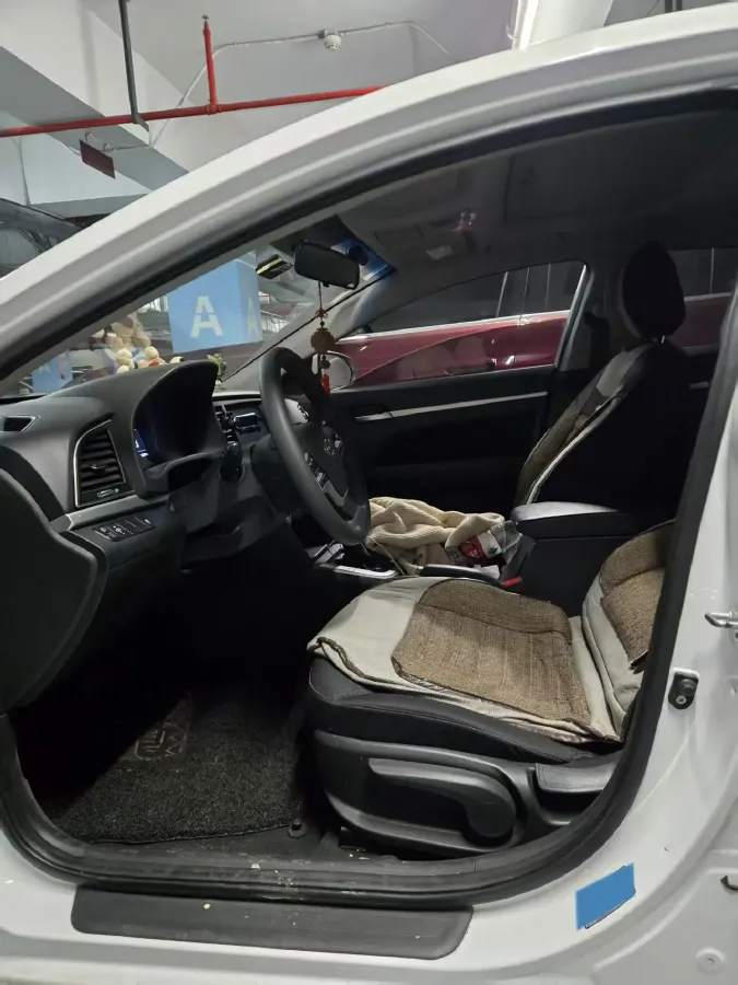 2016 Hyundai Elantra 1.6L 130HP L4 6AT,autocango,china used car exporter,china ev exporter,chinese used car exporter,chinese used ev exporter