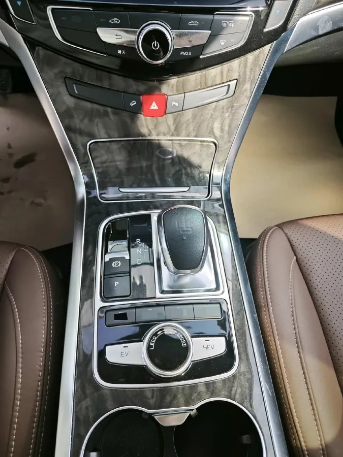 2017 BYD Tang 2.0T 205HP L4 6DCT PHEV,autocango,china used car exporter,china ev exporter,chinese used car exporter,chinese used ev exporter