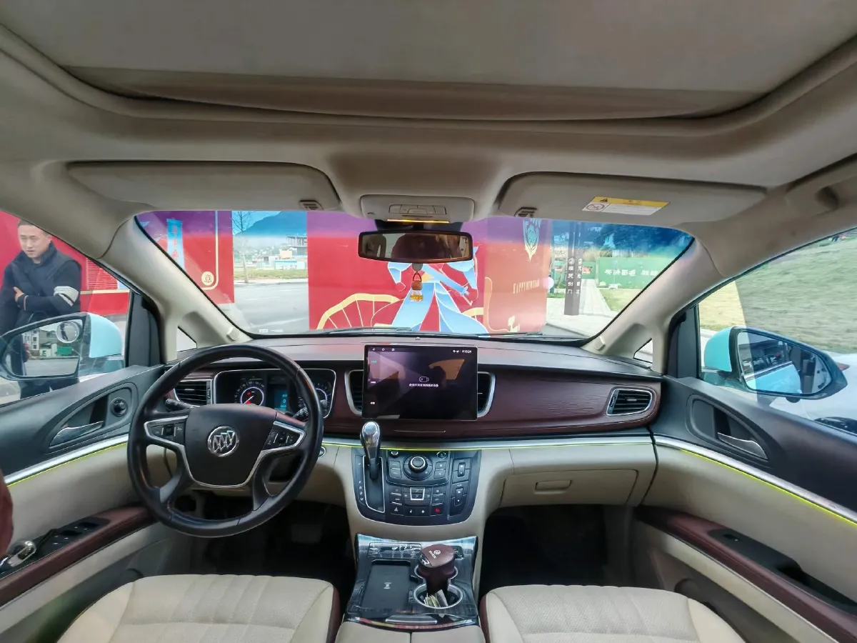 2018 Buick GL8 2.0T 260HP L4 6AT,autocango,china used car exporter,china ev exporter,chinese used car exporter,chinese used ev exporter