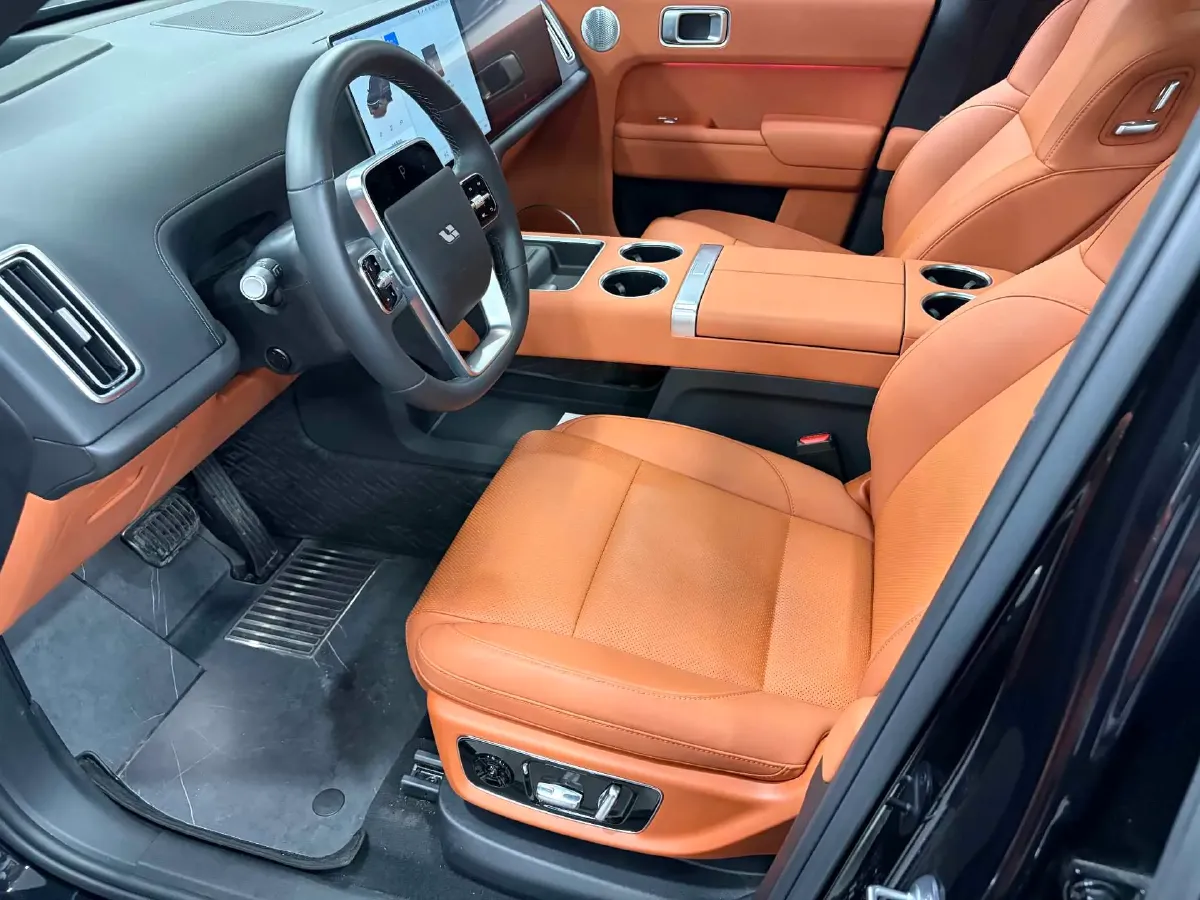 2024 Li L9 Range Extended 154HP REEV 52.3KWH,autocango,china used car exporter,china ev exporter,chinese used car exporter,chinese used ev exporter