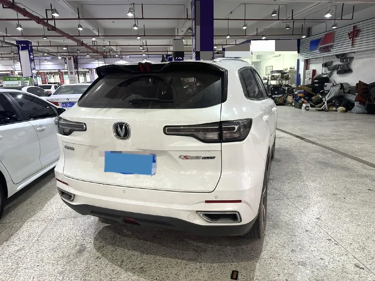 2022 ChangAn Oshan X7 Plus 1.5T 188HP L4 7DCT,autocango,china used car exporter,china ev exporter,chinese used car exporter,chinese used ev exporter