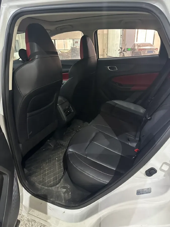 2022 ChangAn Oshan X7 Plus 1.5T 188HP L4 7DCT,autocango,china used car exporter,china ev exporter,chinese used car exporter,chinese used ev exporter