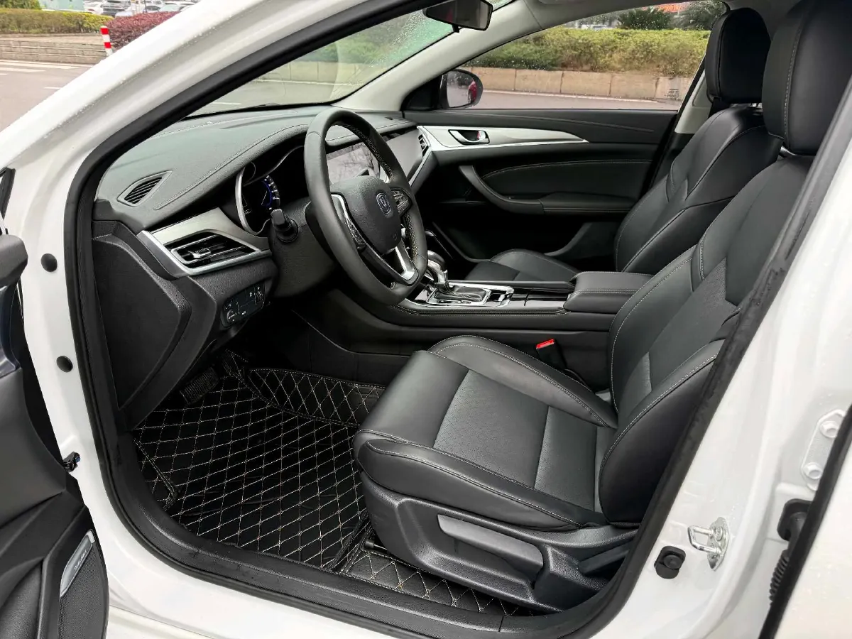 2019 ChangAn Eado 1.6L 128HP L4 6AT,autocango,china used car exporter,china ev exporter,chinese used car exporter,chinese used ev exporter