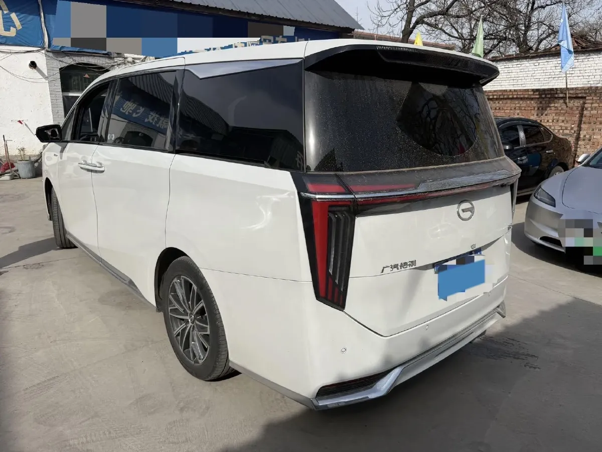 2024 GAC Trumpchi M8 2.0T 252HP L4 8AT,autocango,china used car exporter,china ev exporter,chinese used car exporter,chinese used ev exporter