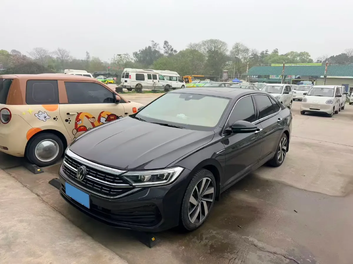 2023 Volkswagen Sagitar 1.5T 160HP L4 7DCT,autocango,china used car exporter,china ev exporter,chinese used car exporter,chinese used ev exporter