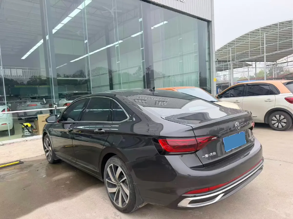 2023 Volkswagen Sagitar 1.5T 160HP L4 7DCT,autocango,china used car exporter,china ev exporter,chinese used car exporter,chinese used ev exporter