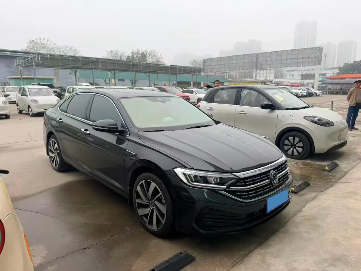 2023 Volkswagen Sagitar 1.5T 160HP L4 7DCT,autocango,china used car exporter,china ev exporter,chinese used car exporter,chinese used ev exporter