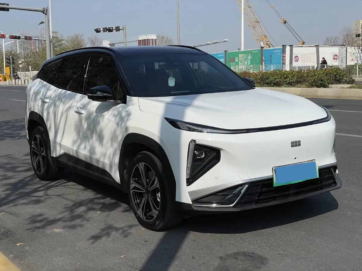 2025 Geely Galaxy L7 1.5L 112HP L4 1DHT PHEV 18.4KWH,autocango,china used car exporter,china ev exporter,chinese used car exporter,chinese used ev exporter