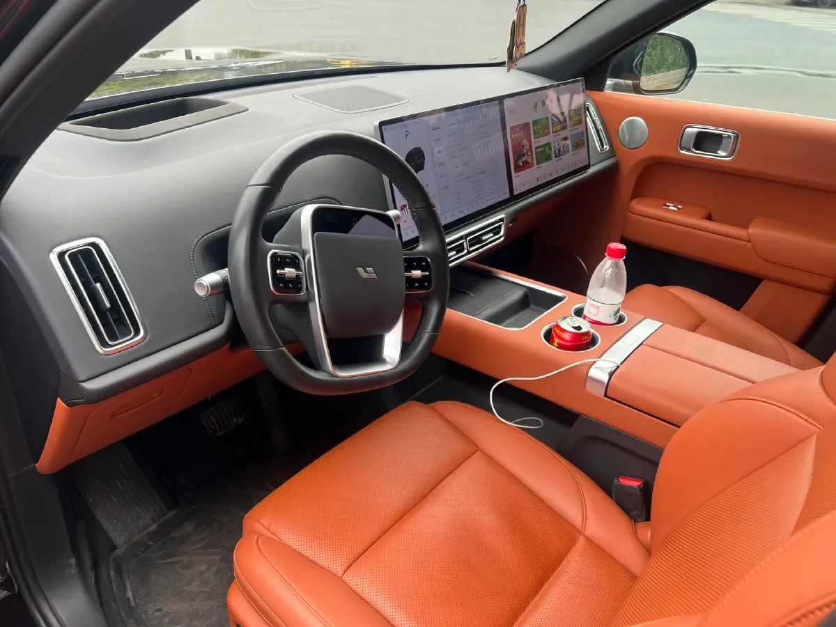 2023 Li L8 Range Extended 154HP REEV 40.9KWH,autocango,china used car exporter,china ev exporter,chinese used car exporter,chinese used ev exporter