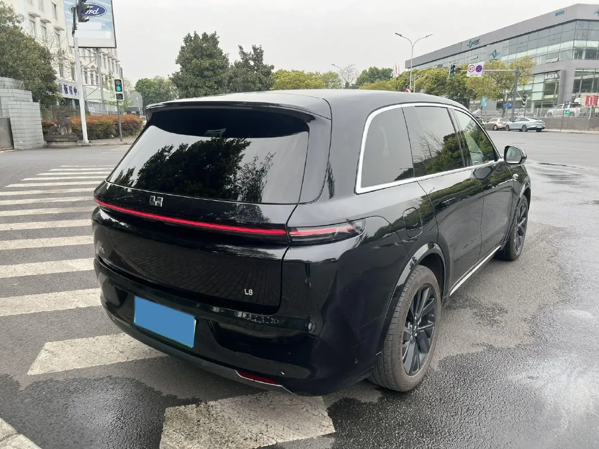 2023 Li L8 Range Extended 154HP REEV 40.9KWH,autocango,china used car exporter,china ev exporter,chinese used car exporter,chinese used ev exporter
