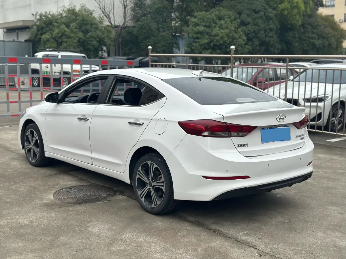 2018 Hyundai Elantra 1.4T 130HP L4 7DCT,autocango,china used car exporter,china ev exporter,chinese used car exporter,chinese used ev exporter