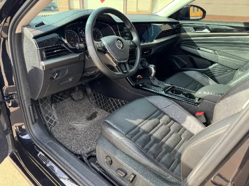 2019 Skoda Kodiak 2.0T 186HP L4 7DCT,autocango,china used car exporter,china ev exporter,chinese used car exporter,chinese used ev exporter