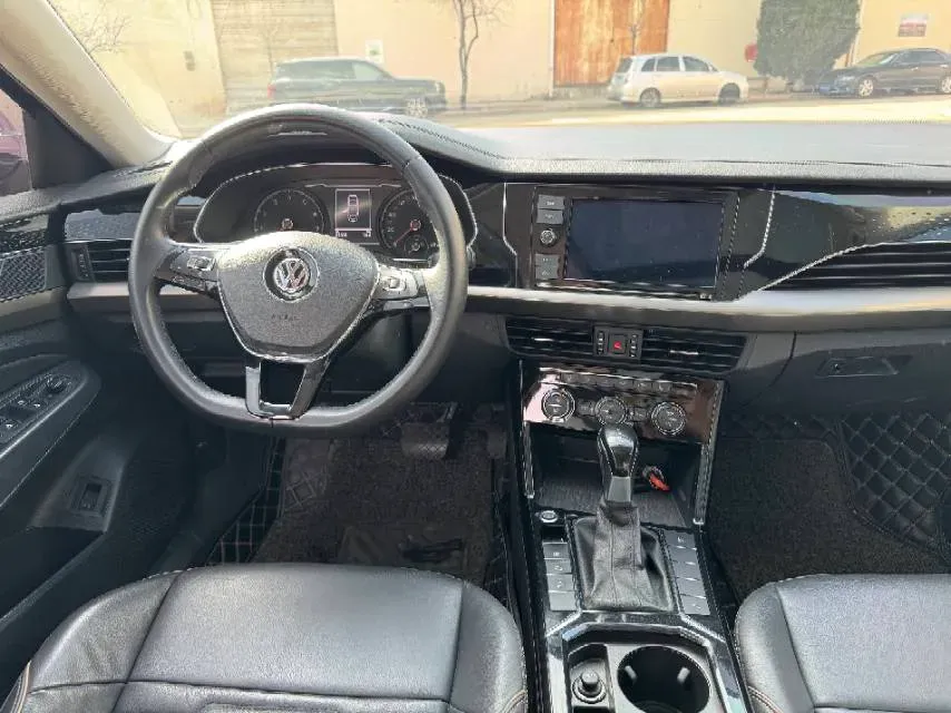 2019 Skoda Kodiak 2.0T 186HP L4 7DCT,autocango,china used car exporter,china ev exporter,chinese used car exporter,chinese used ev exporter