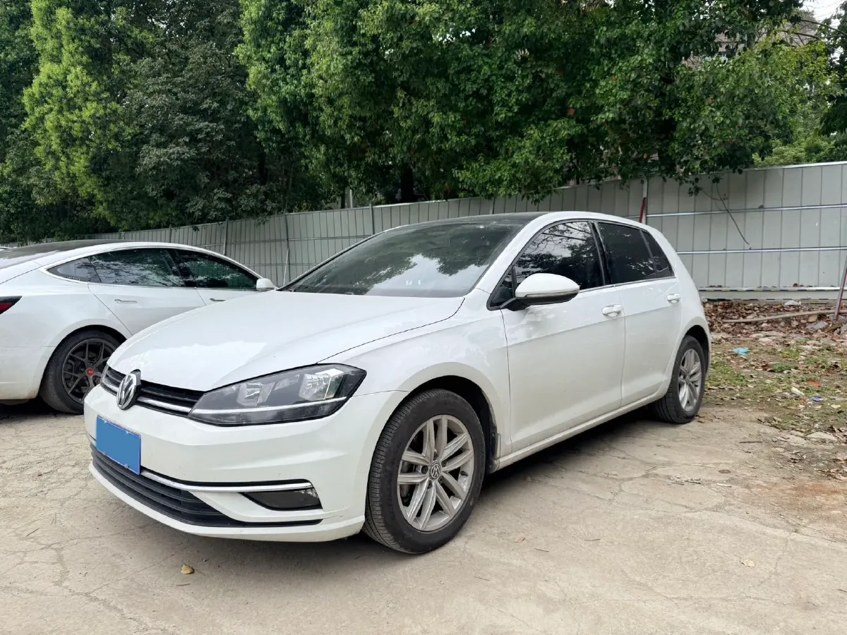 2018 Volkswagen Golf 1.6L 110HP L4 6AT,autocango,china used car exporter,china ev exporter,chinese used car exporter,chinese used ev exporter