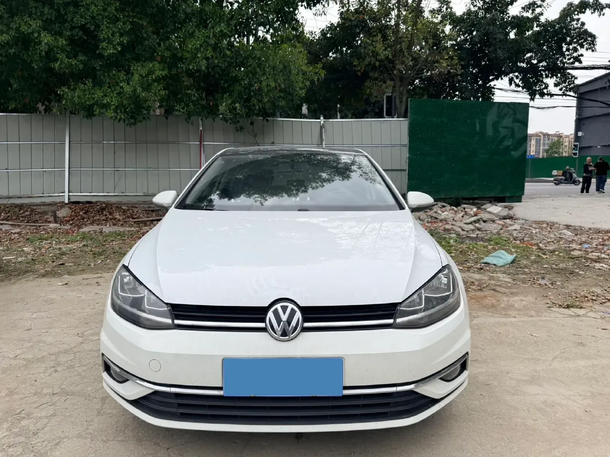 2018 Volkswagen Golf 1.6L 110HP L4 6AT,autocango,china used car exporter,china ev exporter,chinese used car exporter,chinese used ev exporter