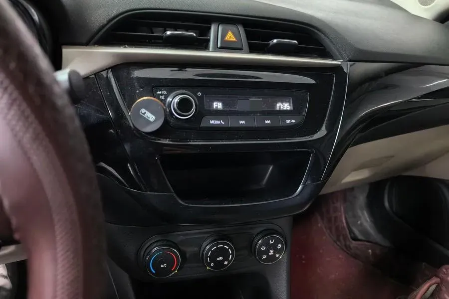 2020 Buick Excelle 1.3L 107HP L3 CVT,autocango,china used car exporter,china ev exporter,chinese used car exporter,chinese used ev exporter