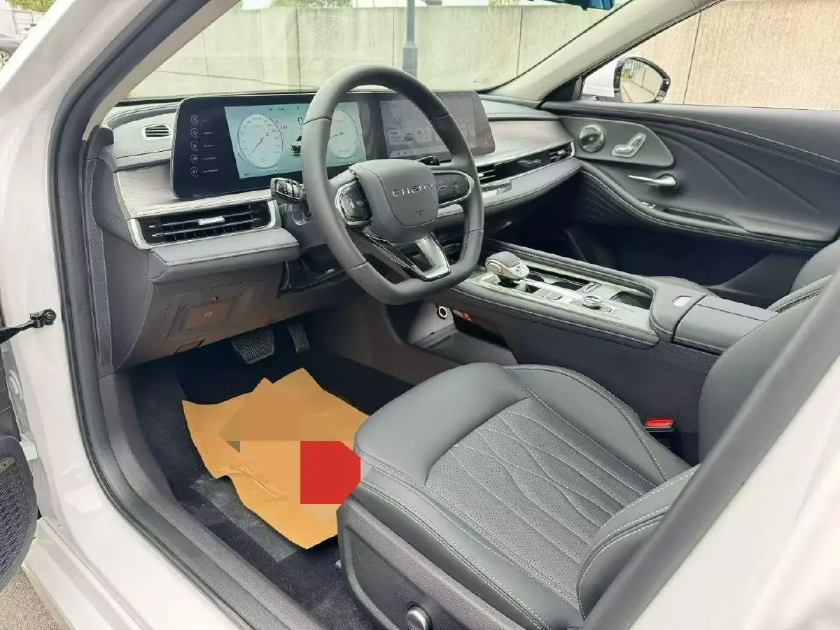 2025 Chery Arrizo 8 1.6T 197HP L4 7DCT,autocango,china used car exporter,china ev exporter,chinese used car exporter,chinese used ev exporter