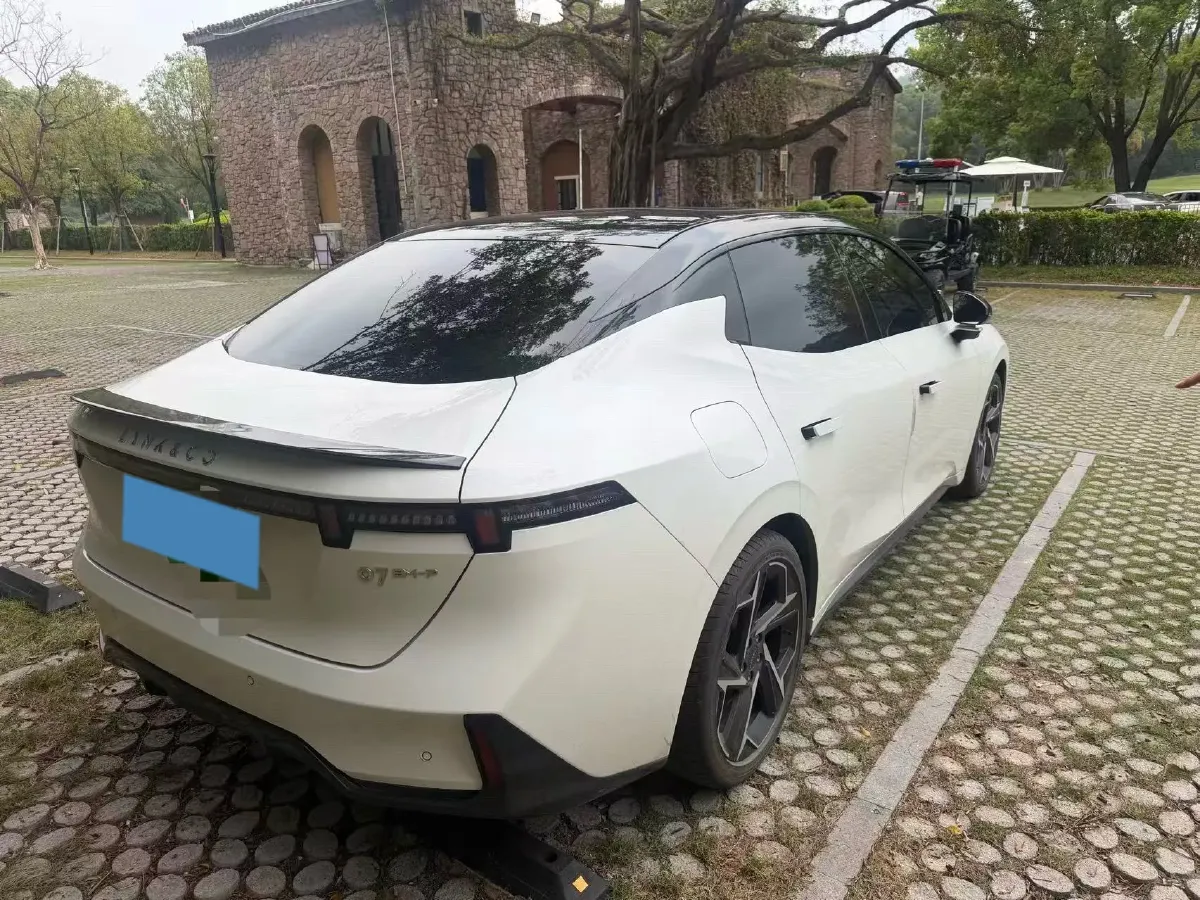 2024 LYNK&CO 07 EM-P 1.5T 163HP L4 3DHT PHEV 18.99KWH,autocango,china used car exporter,china ev exporter,chinese used car exporter,chinese used ev exporter