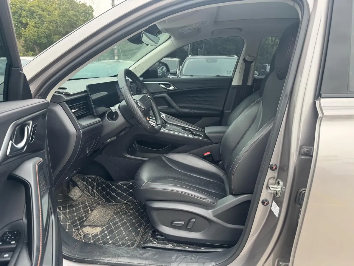 2023 Roewe RX5 1.5T 188HP L4 AMT PHEV 12.3KWH,autocango,china used car exporter,china ev exporter,chinese used car exporter,chinese used ev exporter