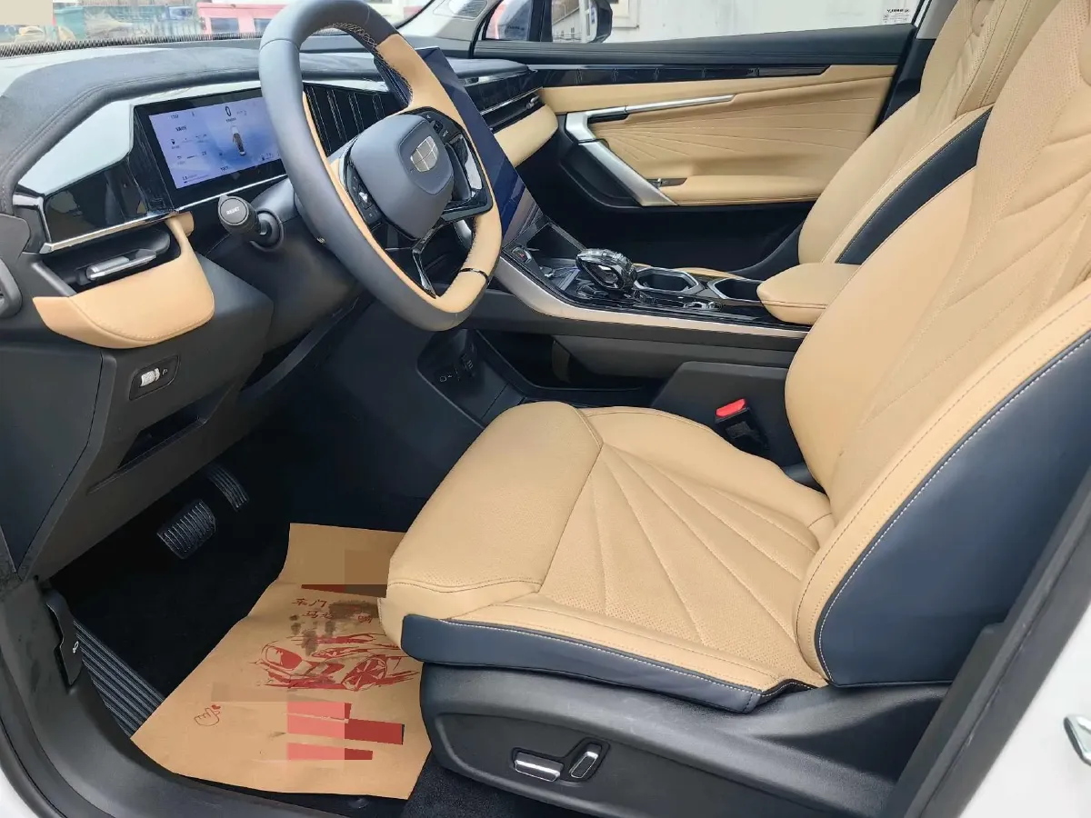 2023 Geely StarRay 2.0T 218HP L4 7DCT,autocango,china used car exporter,china ev exporter,chinese used car exporter,chinese used ev exporter