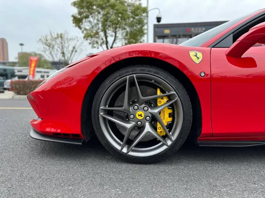 2019 Aston Martin DB11 5.2T 639HP V12 8AT,autocango,china used car exporter,china ev exporter,chinese used car exporter,chinese used ev exporter