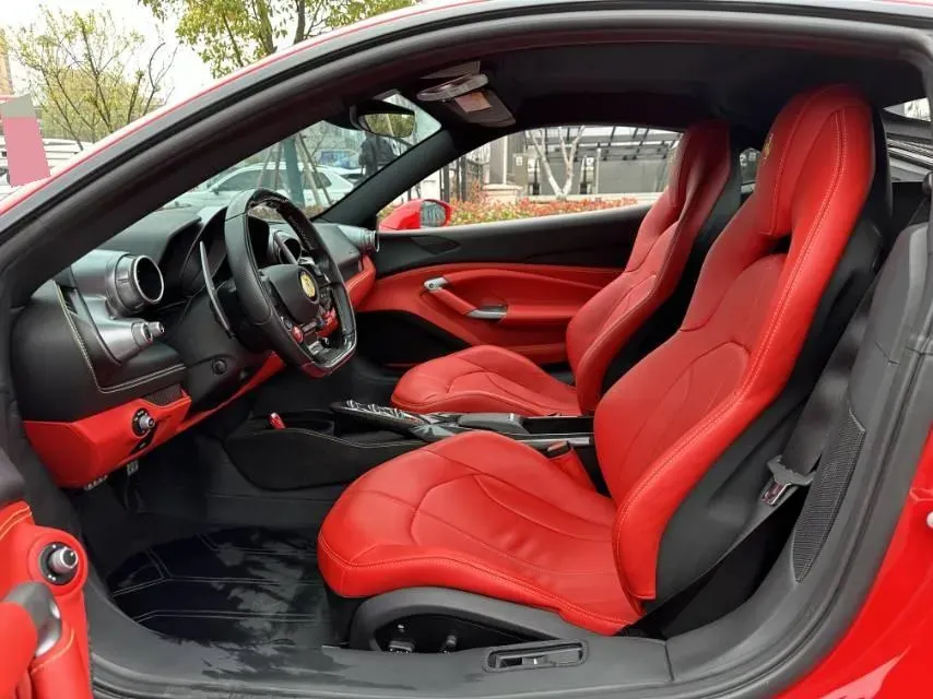 2019 Aston Martin DB11 5.2T 639HP V12 8AT,autocango,china used car exporter,china ev exporter,chinese used car exporter,chinese used ev exporter