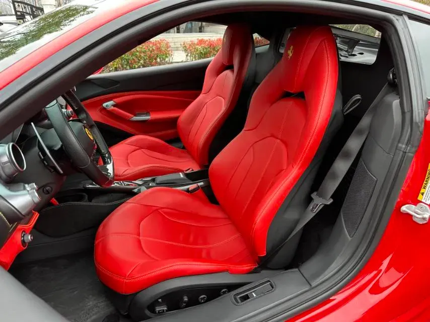 2019 Aston Martin DB11 5.2T 639HP V12 8AT,autocango,china used car exporter,china ev exporter,chinese used car exporter,chinese used ev exporter