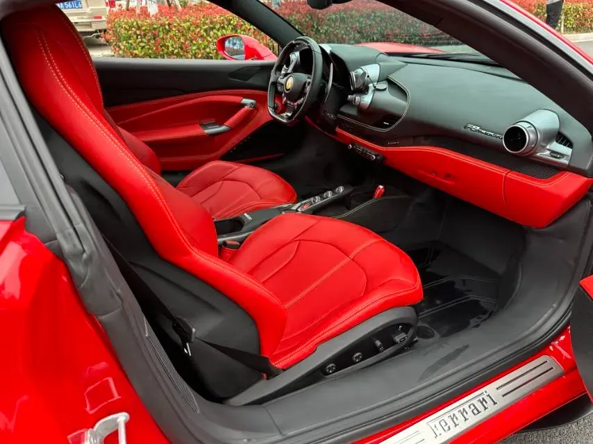 2019 Aston Martin DB11 5.2T 639HP V12 8AT,autocango,china used car exporter,china ev exporter,chinese used car exporter,chinese used ev exporter