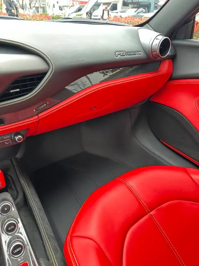 2019 Aston Martin DB11 5.2T 639HP V12 8AT,autocango,china used car exporter,china ev exporter,chinese used car exporter,chinese used ev exporter