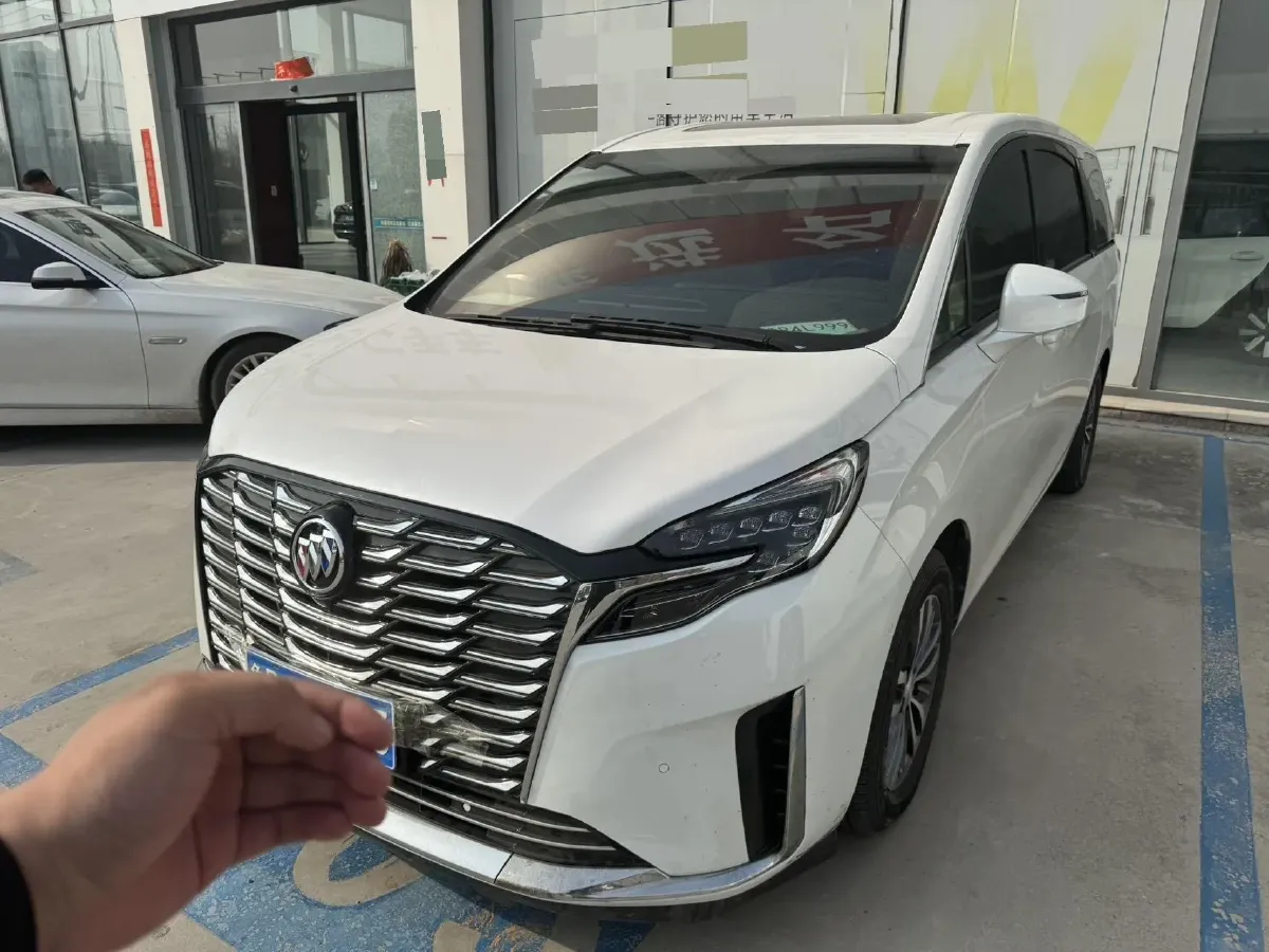 2021 Buick GL8 2.0T 237HP L4 9AT,autocango,china used car exporter,china ev exporter,chinese used car exporter,chinese used ev exporter