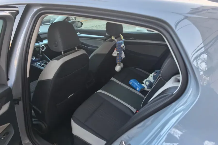 2021 Volkswagen Golf 1.4T 150HP L4 7DCT,autocango,china used car exporter,china ev exporter,chinese used car exporter,chinese used ev exporter