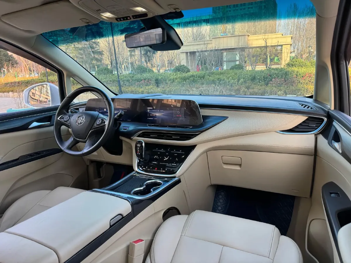 2023 Buick GL8 2.0T 237HP L4 9AT,autocango,china used car exporter,china ev exporter,chinese used car exporter,chinese used ev exporter