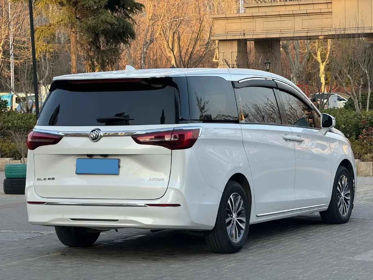 2023 Buick GL8 2.0T 237HP L4 9AT,autocango,china used car exporter,china ev exporter,chinese used car exporter,chinese used ev exporter