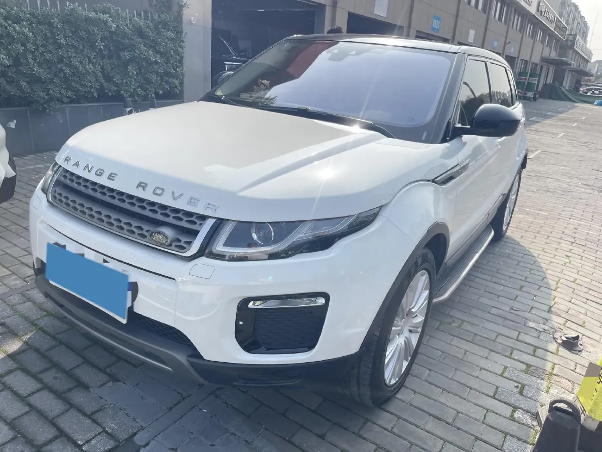 2018 Land Rover Range Rover Evoque 2.0T 241HP L4 9AT,autocango,china used car exporter,china ev exporter,chinese used car exporter,chinese used ev exporter