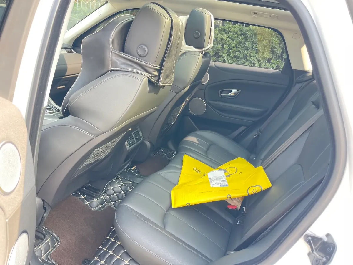 2018 Land Rover Range Rover Evoque 2.0T 241HP L4 9AT,autocango,china used car exporter,china ev exporter,chinese used car exporter,chinese used ev exporter