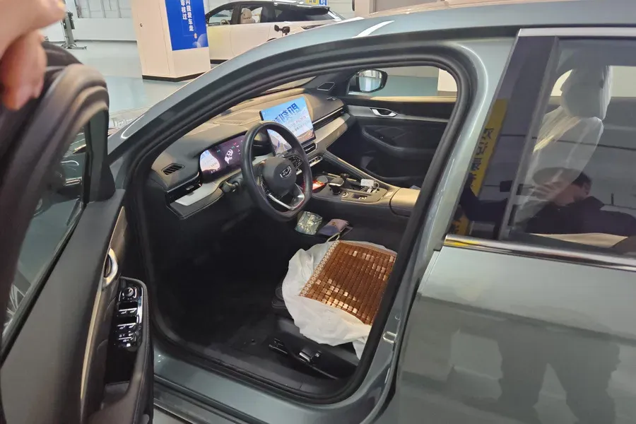 2026 Geely Preface 1.5T 181HP L4 7DCT,autocango,china used car exporter,china ev exporter,chinese used car exporter,chinese used ev exporter