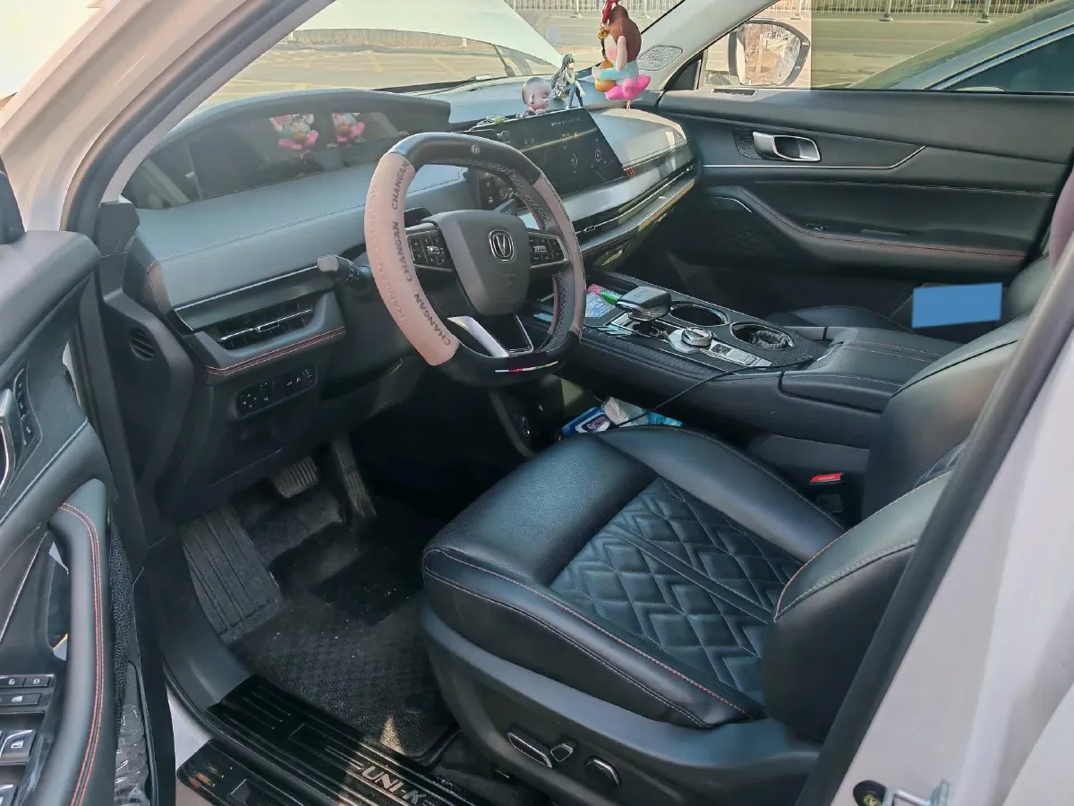 2021 ChangAn UNI-K 2.0T 233HP L4 8AT,autocango,china used car exporter,china ev exporter,chinese used car exporter,chinese used ev exporter