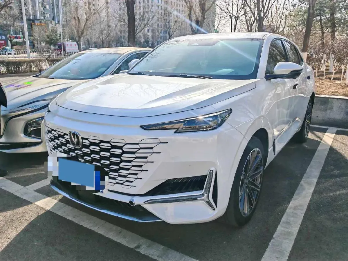 2021 ChangAn UNI-K 2.0T 233HP L4 8AT,autocango,china used car exporter,china ev exporter,chinese used car exporter,chinese used ev exporter