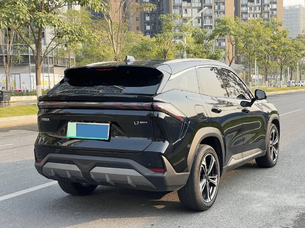 2025 Geely Galaxy L7 1.5L 112HP L4 1DHT PHEV 18.4KWH,autocango,china used car exporter,china ev exporter,chinese used car exporter,chinese used ev exporter