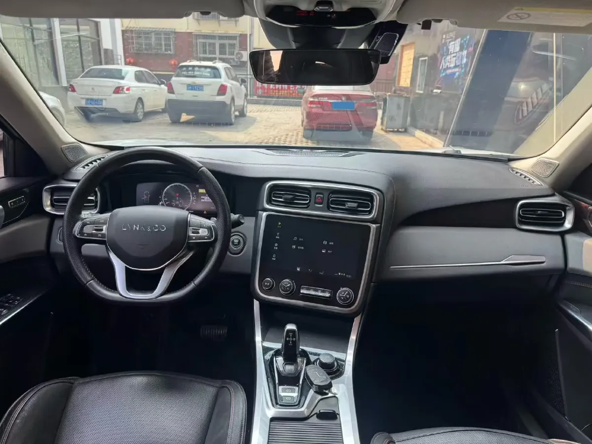 2017 Foton Sauvana 2.0T 218HP L4 6AT,autocango,china used car exporter,china ev exporter,chinese used car exporter,chinese used ev exporter