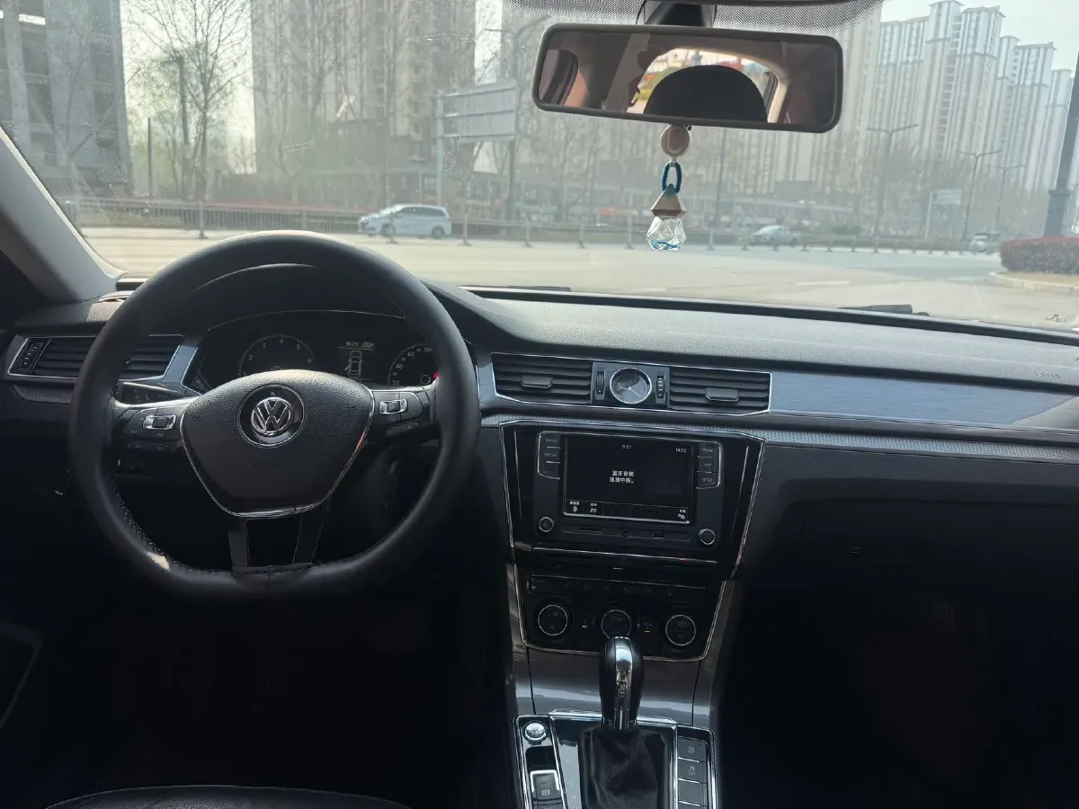 2017 Volkswagen Passat 1.8T 180HP L4 7DCT,autocango,china used car exporter,china ev exporter,chinese used car exporter,chinese used ev exporter