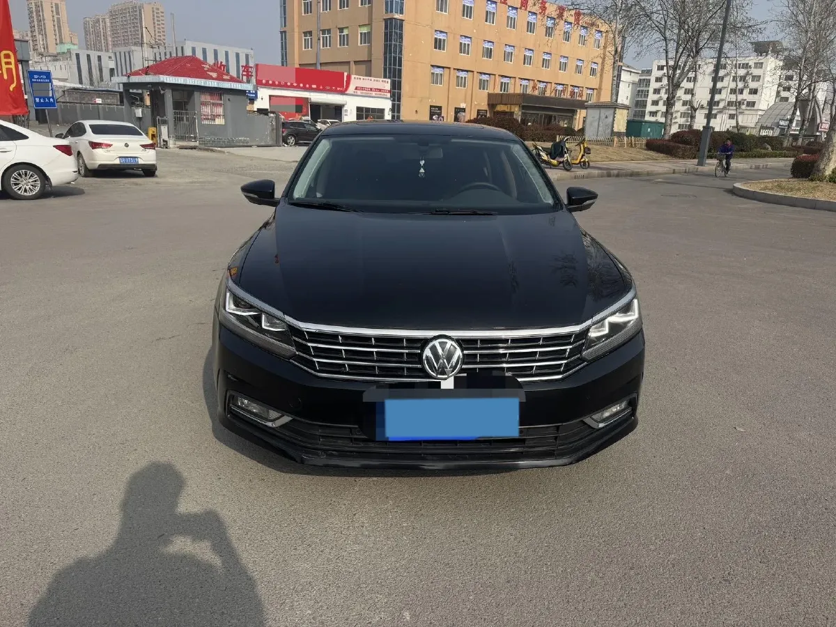 2017 Volkswagen Passat 1.8T 180HP L4 7DCT,autocango,china used car exporter,china ev exporter,chinese used car exporter,chinese used ev exporter