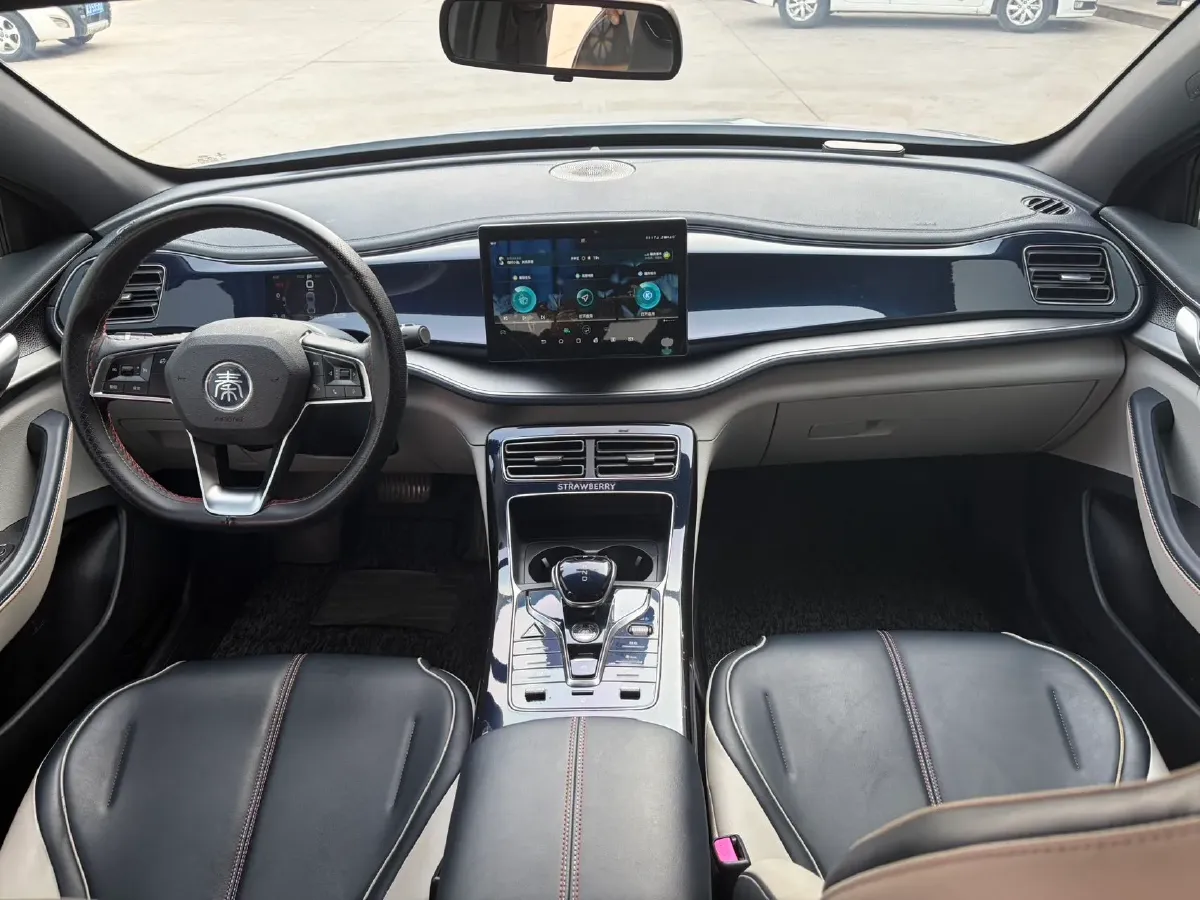 2021 Haval F7 1.5T 169HP L4 7DCT,autocango,china used car exporter,china ev exporter,chinese used car exporter,chinese used ev exporter