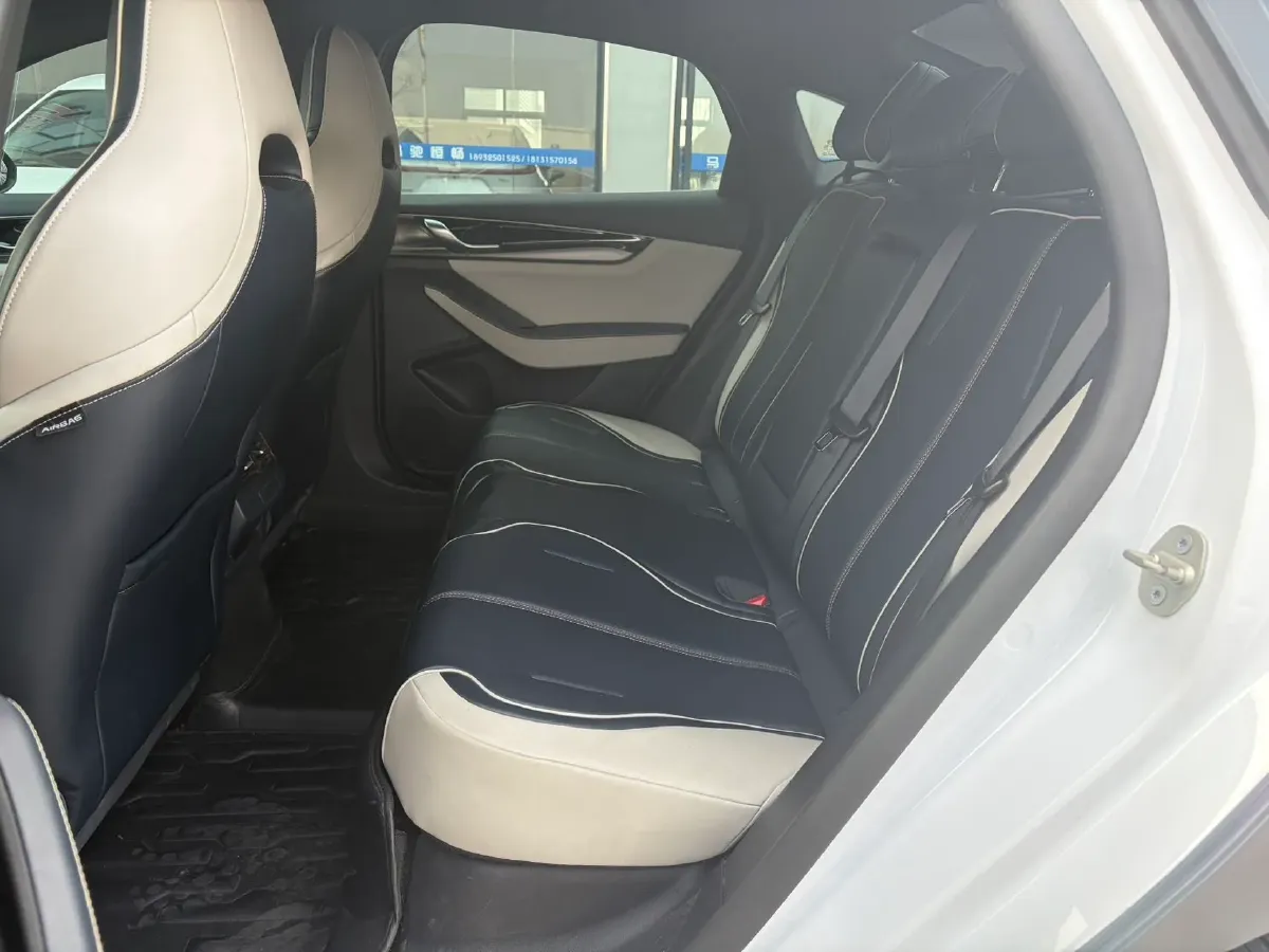 2021 Haval F7 1.5T 169HP L4 7DCT,autocango,china used car exporter,china ev exporter,chinese used car exporter,chinese used ev exporter