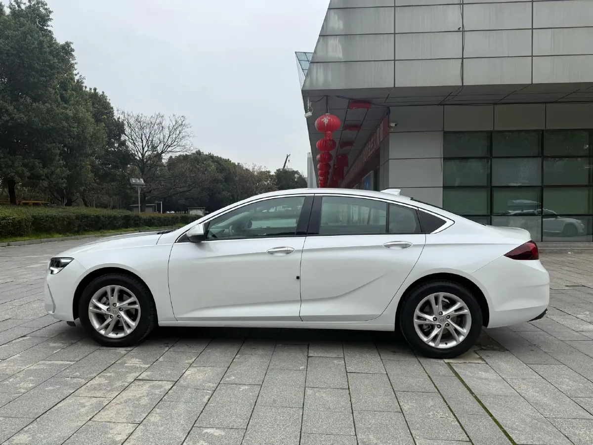 2024 Buick Regal 1.5T 169HP L4 9AT,autocango,china used car exporter,china ev exporter,chinese used car exporter,chinese used ev exporter