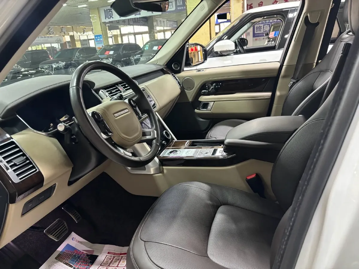 2021 Land Rover Range Rover 3.0T 400HP L6 8AT,autocango,china used car exporter,china ev exporter,chinese used car exporter,chinese used ev exporter